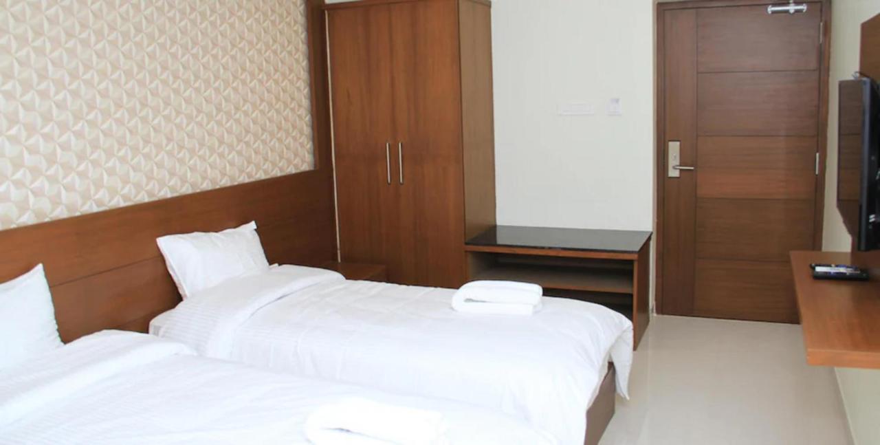 A And M Rooms And Residences Chennai Exteriör bild