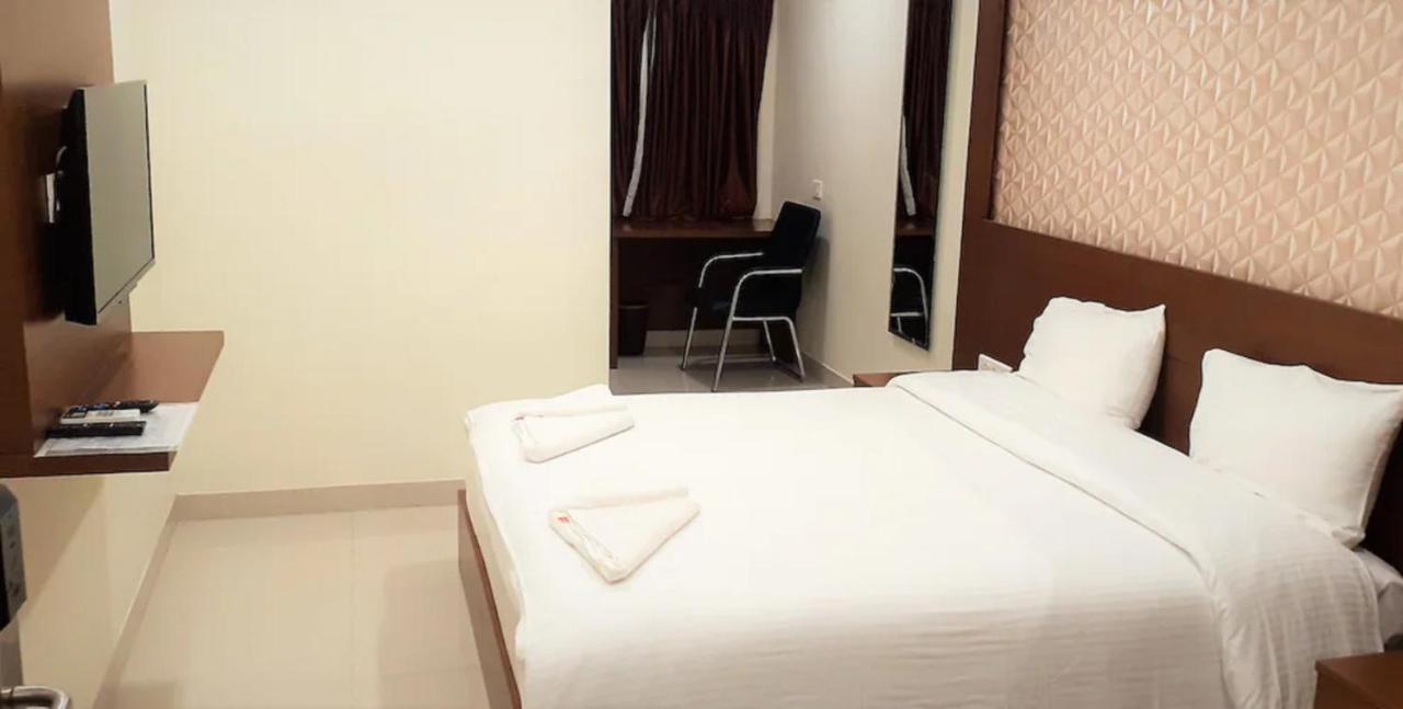 A And M Rooms And Residences Chennai Exteriör bild